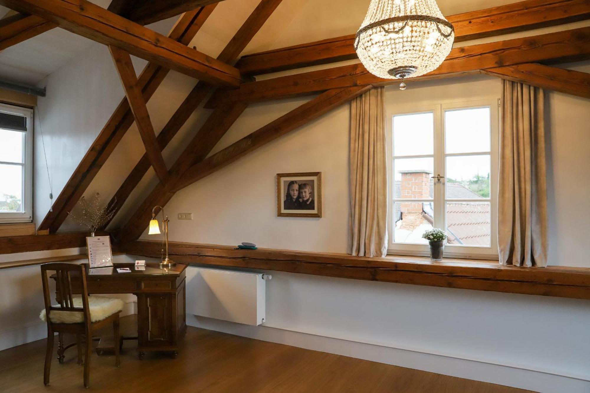 Boutique-Hotel Im Sternenhof Grosskarlbach Dış mekan fotoğraf